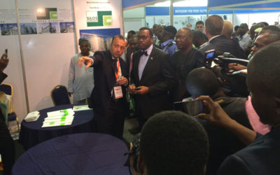 Nigerian Minister of Agriculture visits our booth at Agra Innovate