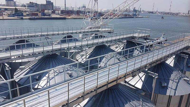 Ein neues Getreideterminal, von Silos Córdoba, im Hafen von Antwerpen, Belgien