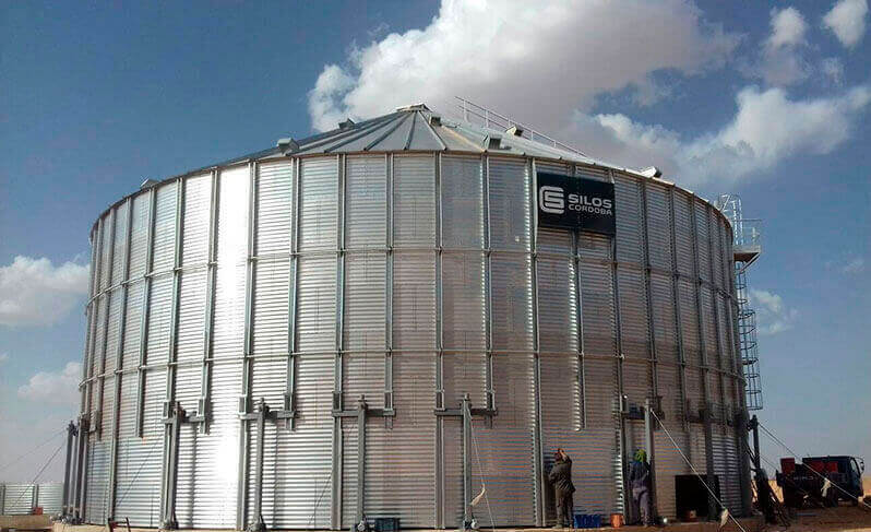 Comienza el montaje de una nueva planta de silos en el Magreb