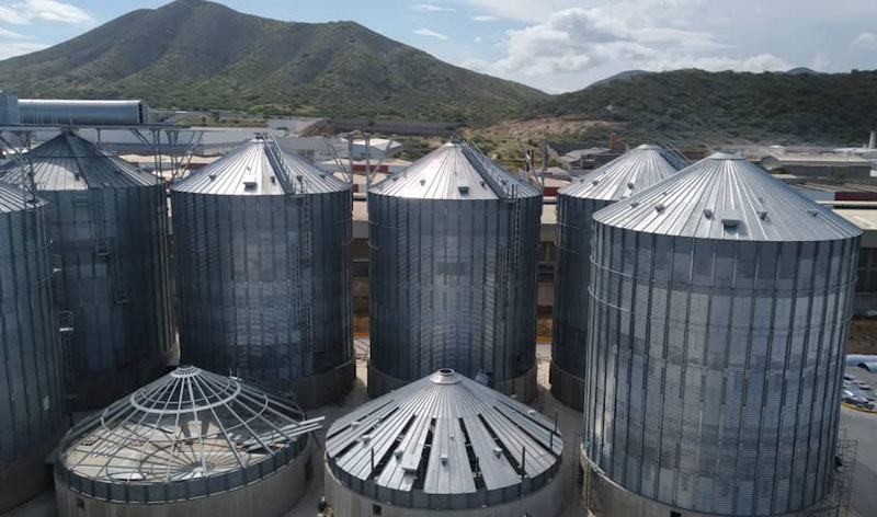 Silo erection in progress at Barquisimeto storage plant in Venezuela
