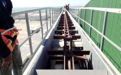 Montagem da torre de elevadores na planta de leguminosas de Bahrein