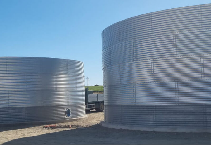 Instalación de depósitos de agua de gran capacidad en Badajoz